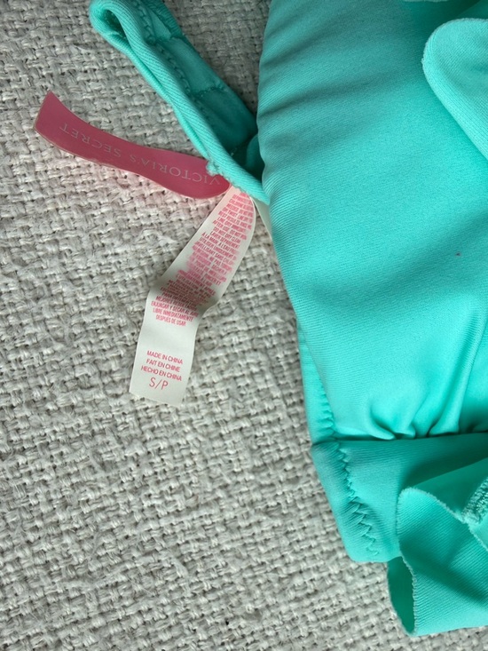 Victoria's Secret Mint Green Ruffle Bandeau Bikini Top - Picture 3 of 3